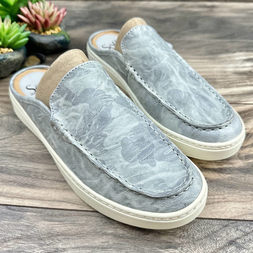 NIB Sofft Somers Moc 8.5M Light Gray Leather Sneaker Mules - Picture 4 of 11